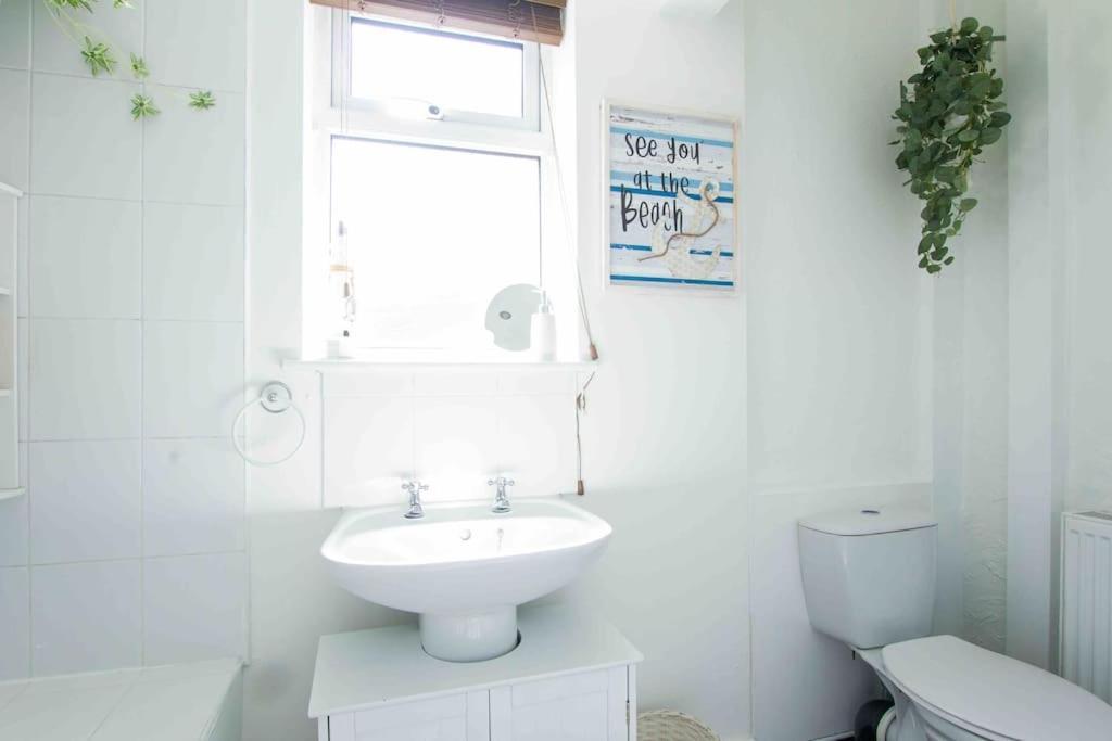 Beautiful 2 Bedroom House Close To The Seaside 克利索普斯 外观 照片