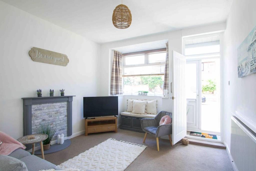Beautiful 2 Bedroom House Close To The Seaside 克利索普斯 外观 照片