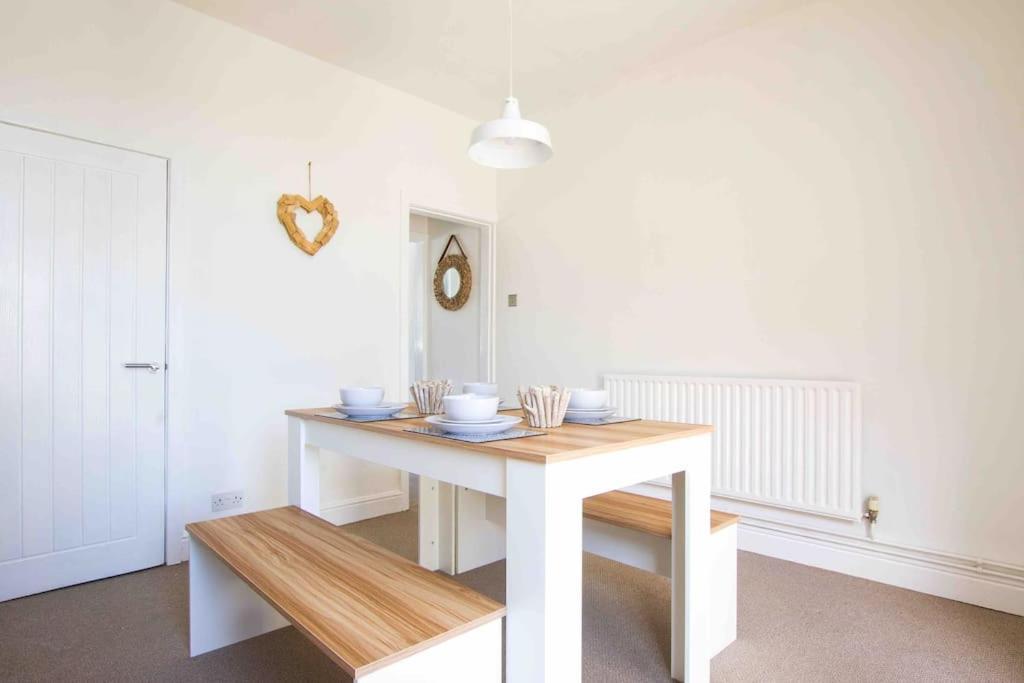 Beautiful 2 Bedroom House Close To The Seaside 克利索普斯 外观 照片