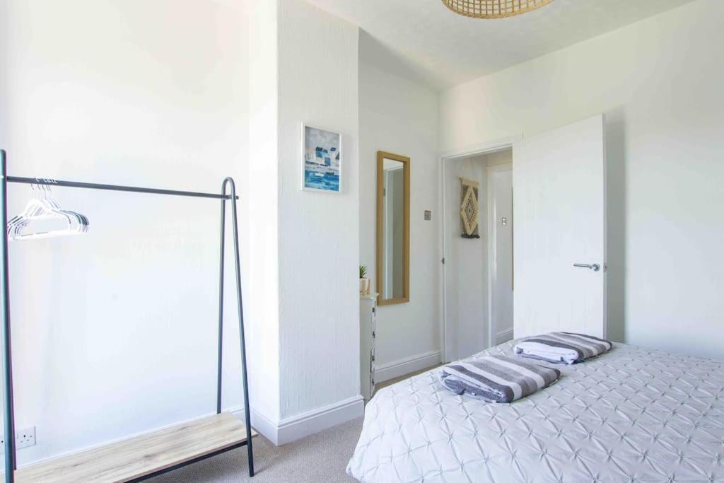 Beautiful 2 Bedroom House Close To The Seaside 克利索普斯 外观 照片